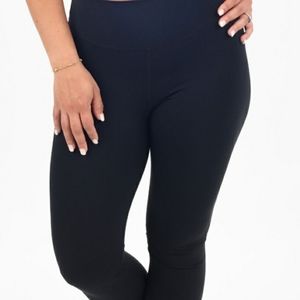 Zyia Black Brilliant Scrunchy What Hi-Rise 7/8 24" Leggings, Size 12